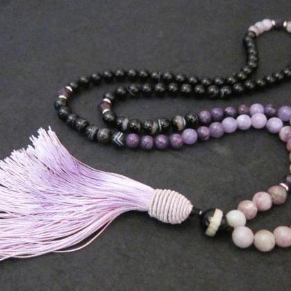 108 Beaded Tassel Necklace in Agate..