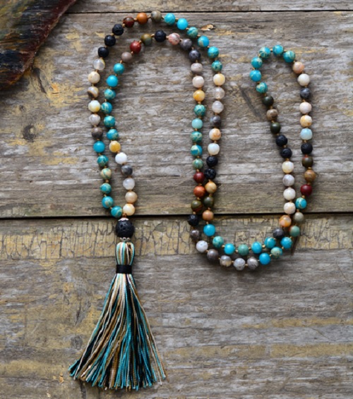 How to Wear Gemstone Lariat Necklace in Multiple Styles | Yun Boutique  Jewelry Style Tips blog